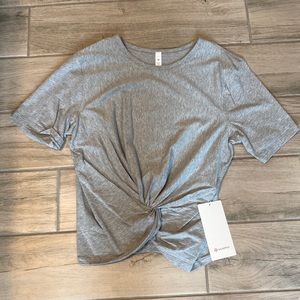 Lululemon Crescent Tee Grey 10